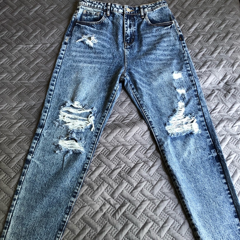 SHEIN High Rise Ripped Mom Jeans - Picture 5 of 9